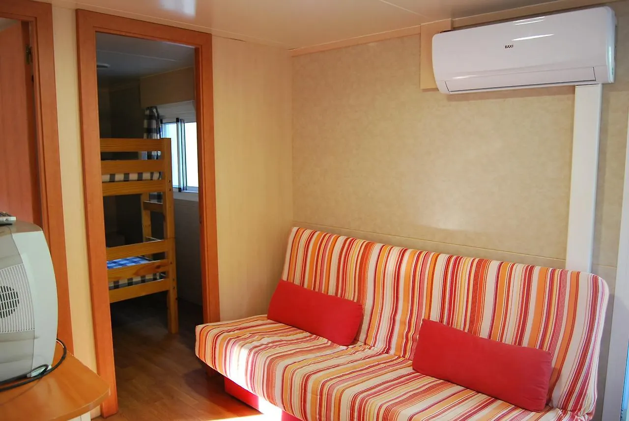 مكان تخييم Camping El Maset بيغور